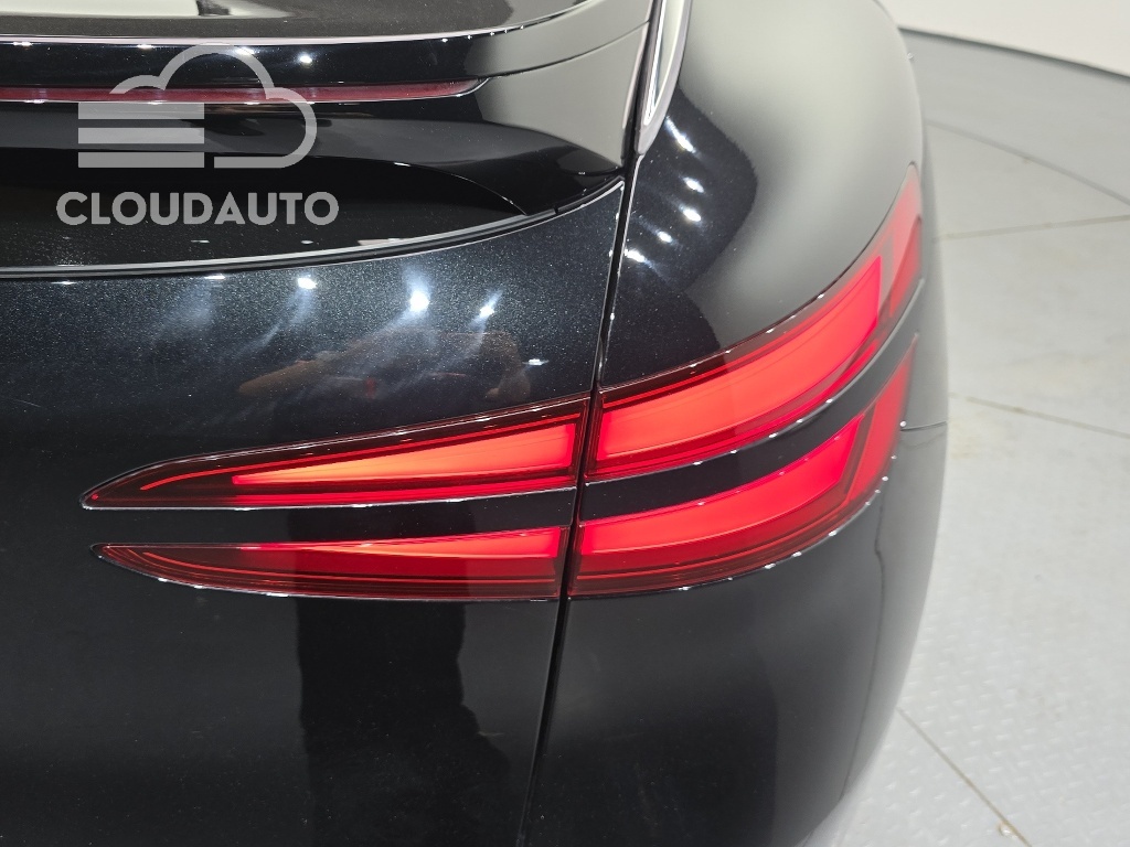 2022 Genesis GV60 Standard - Image 23
