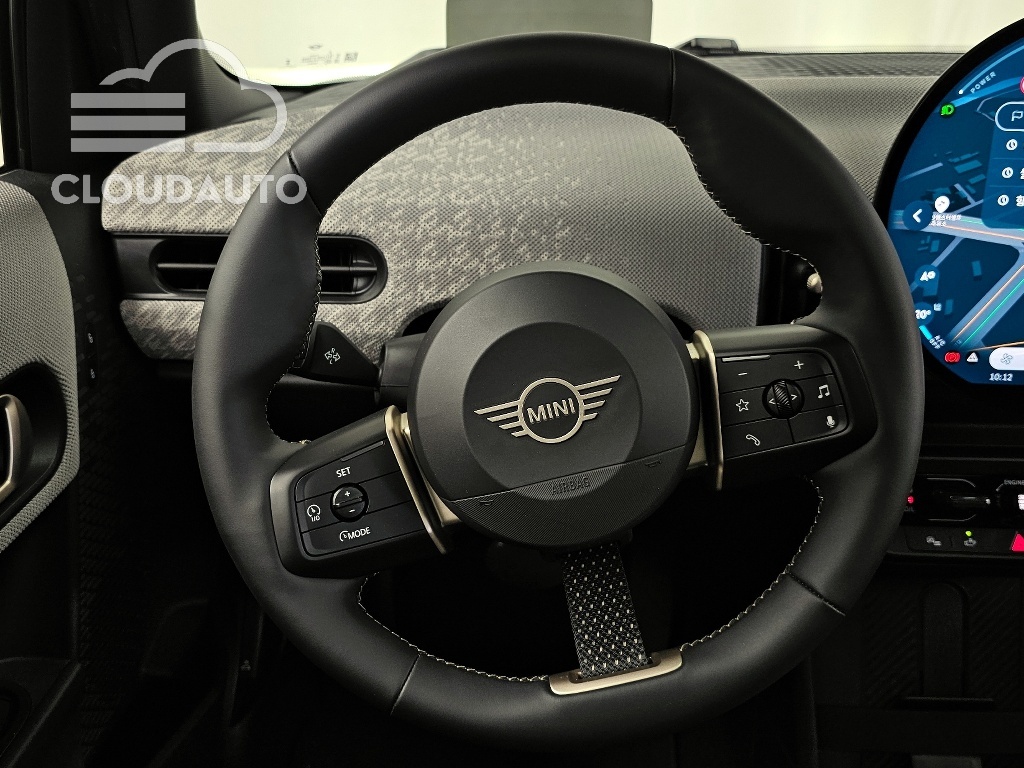 2025 MINI Cooper S 5Door - Image 13