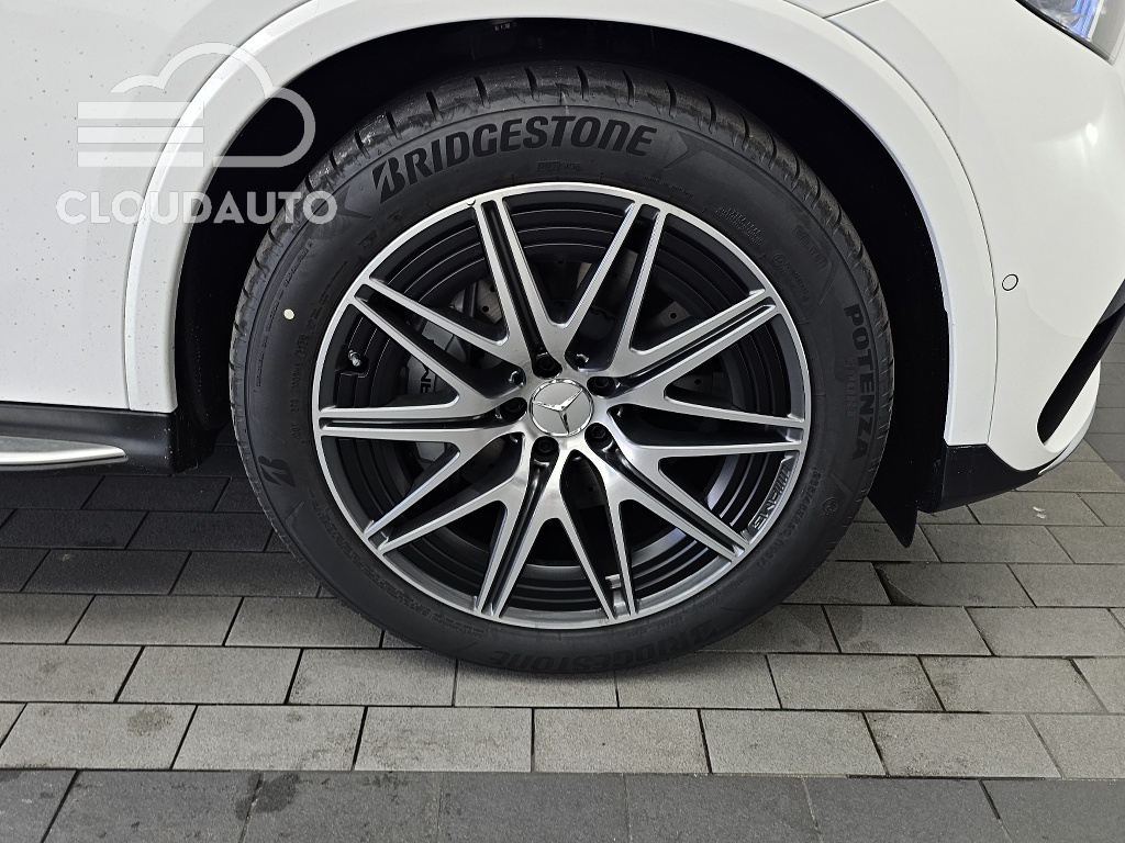 2026 Mercedes-Benz GLC AMG GLC43 4MATIC - Image 17