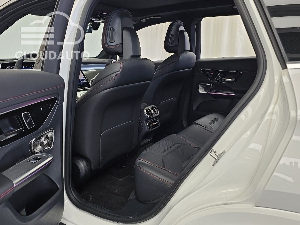2026 Mercedes-Benz GLC AMG GLC43 4MATIC - Image 22