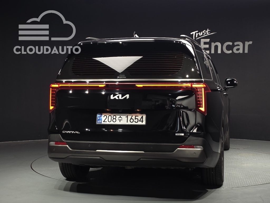 2025 Kia Carnival HEV 9 - Image 4