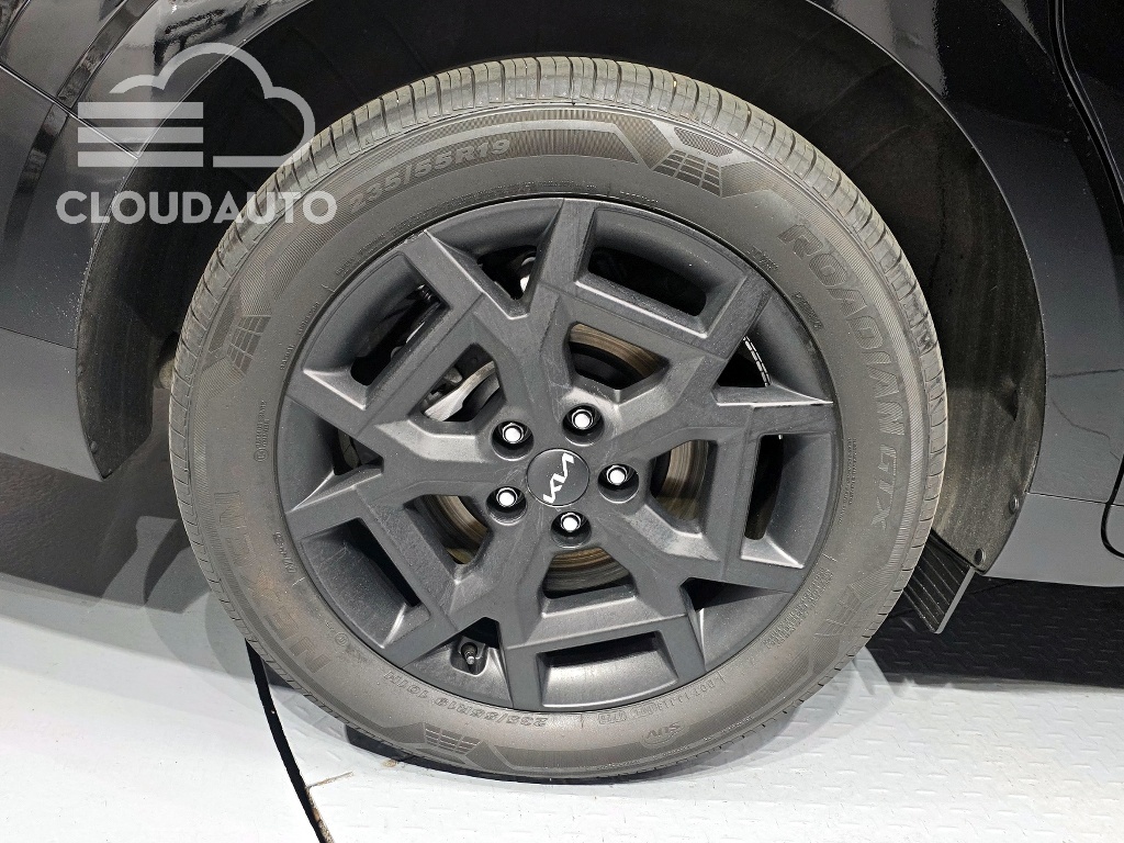 2025 Kia Carnival HEV 9 - Image 5