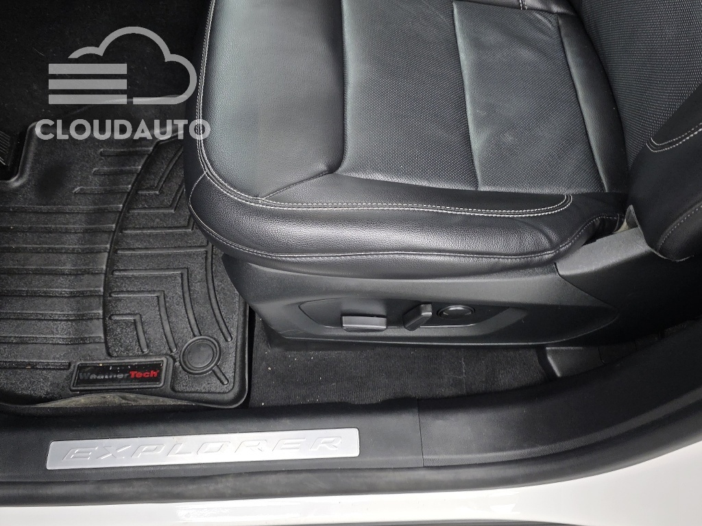 2021 Ford Explorer 3.0 PHEV - Image 31