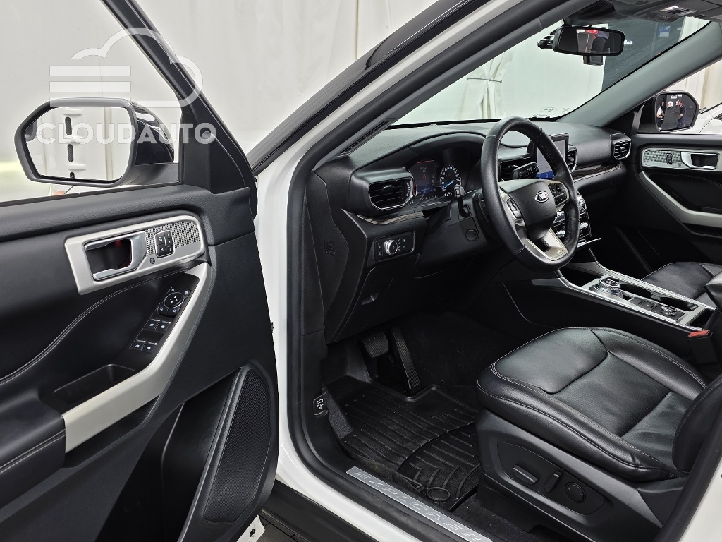 2021 Ford Explorer 3.0 PHEV - Image 10
