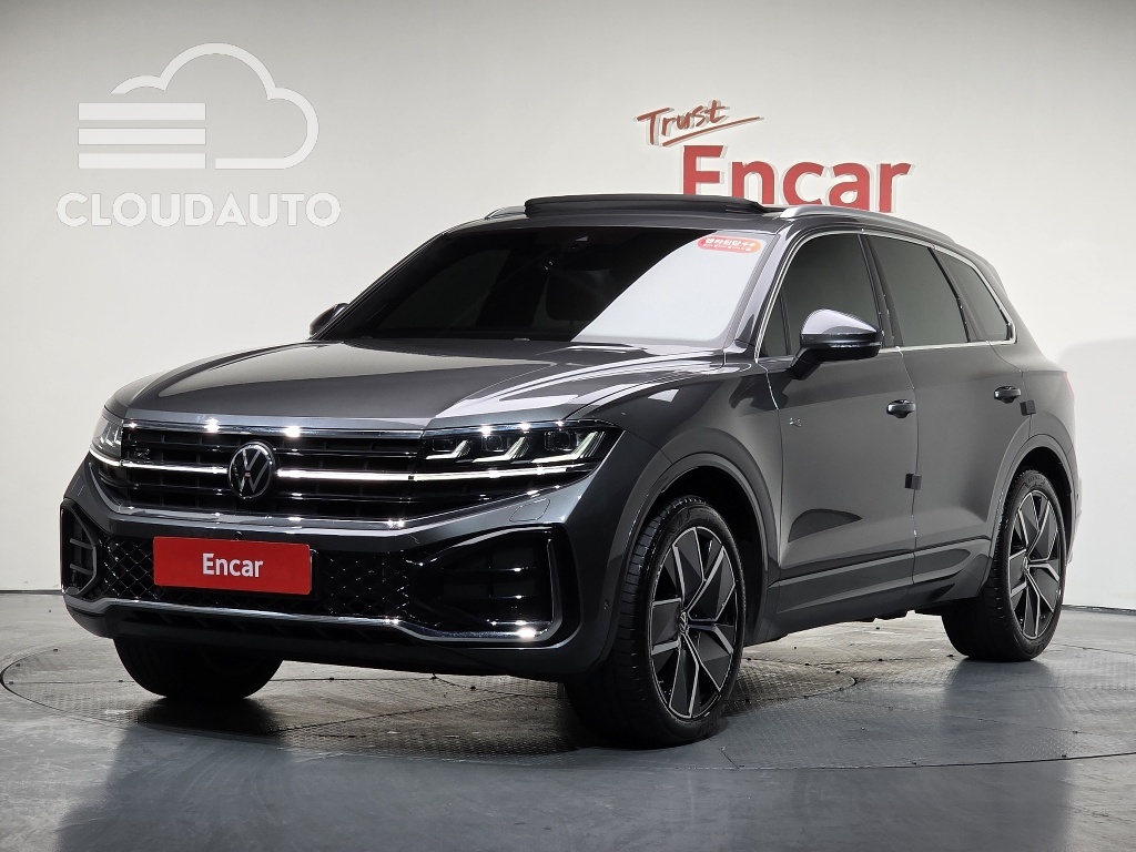 2024 Volkswagen Touareg 3.0 TDI R-Line - Image 11