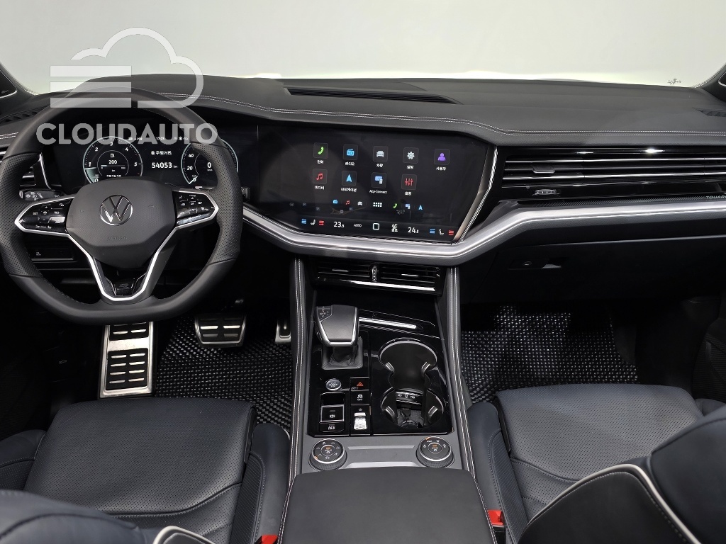 2024 Volkswagen Touareg 3.0 TDI R-Line - Image 7