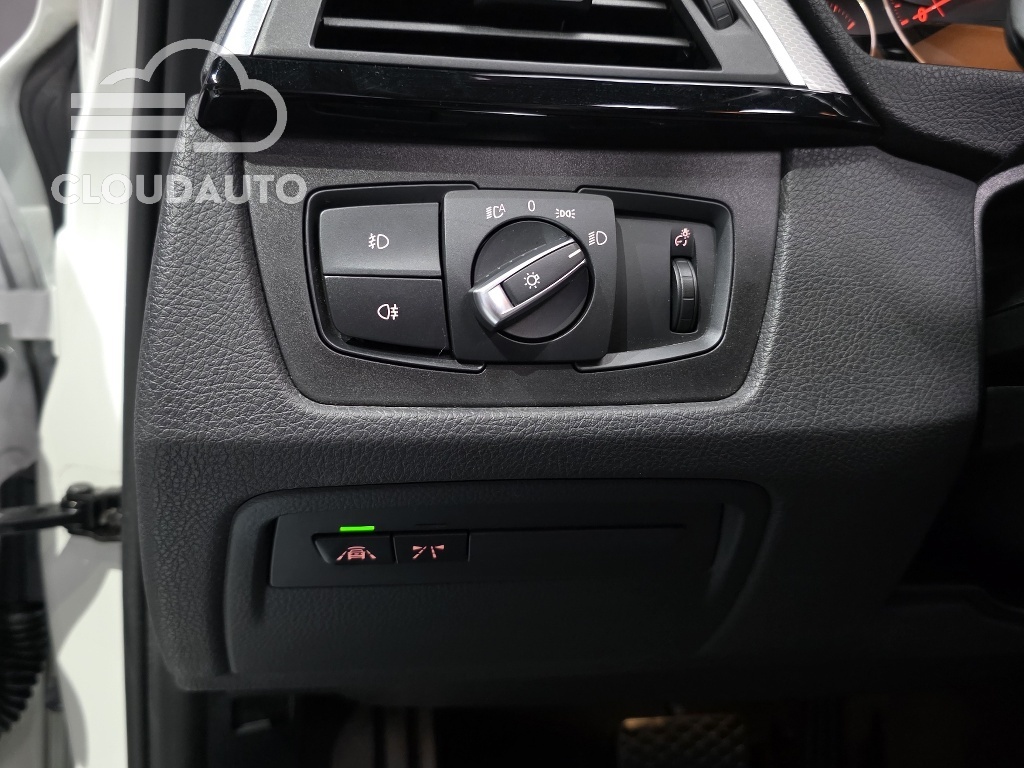 2018 BMW 3 Series 320d M Sports - Image 19