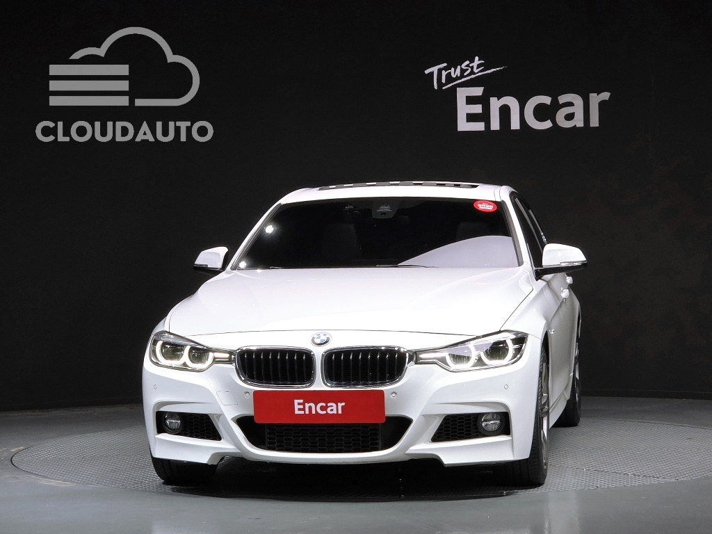 2018 BMW 3 Series 320d M Sports - Image 3
