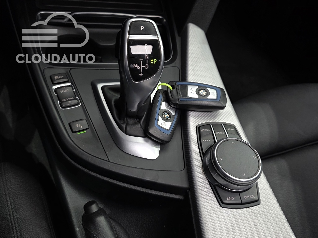 2018 BMW 3 Series 320d M Sports - Image 9