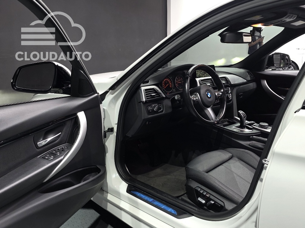 2018 BMW 3 Series 320d M Sports - Image 10