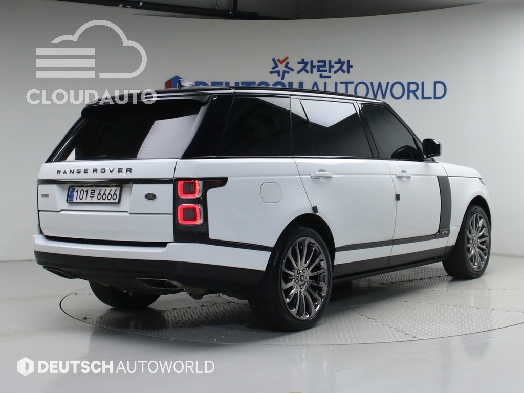 2017 Land Rover Range Rover 5.0 SC AB LWB - Image 2