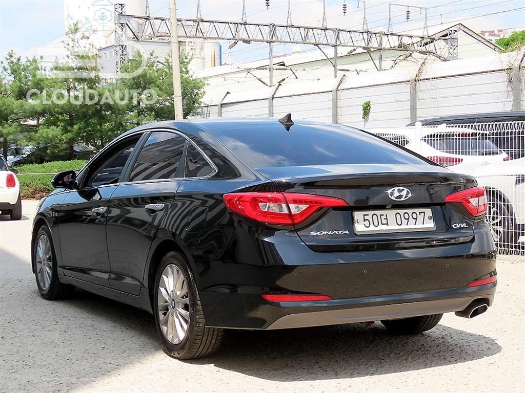 2016 Hyundai Sonata 2.0 Smart - Image 3