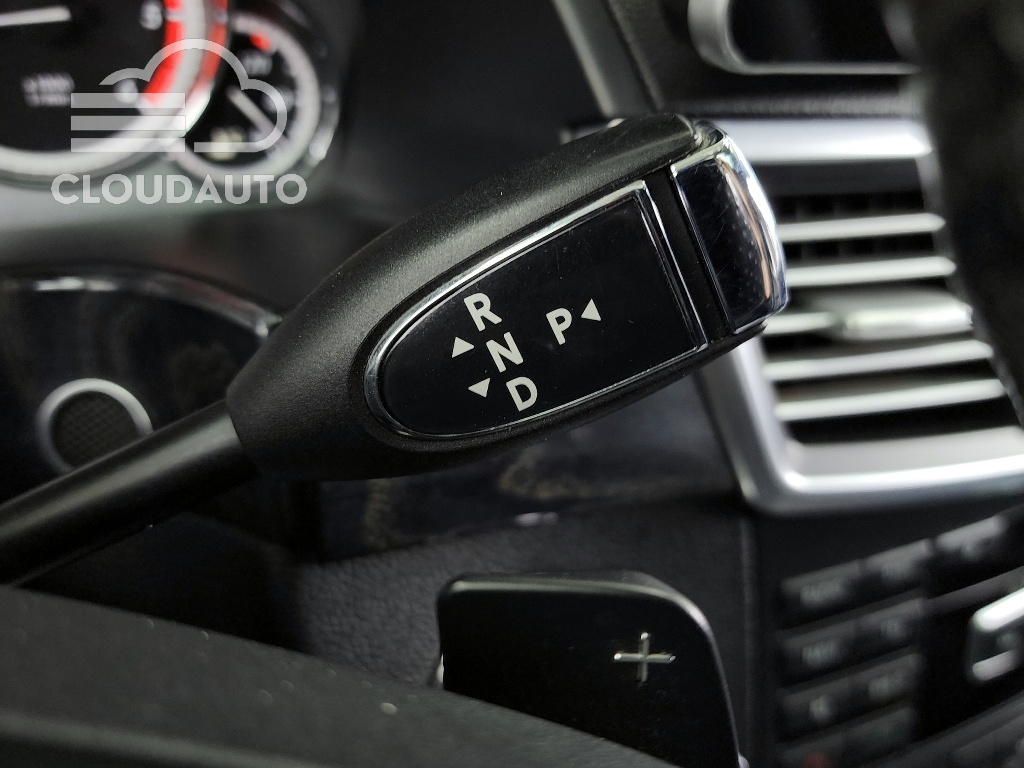 2013 Mercedes-Benz E-Class E220 CDI - Image 16