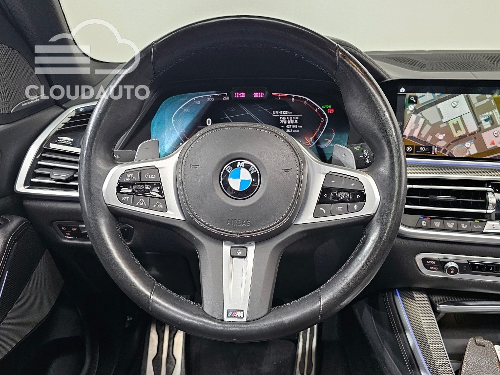 2021 BMW X5 xDrive 40i M Sports - Image 13