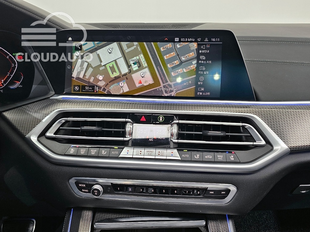 2021 BMW X5 xDrive 40i M Sports - Image 18
