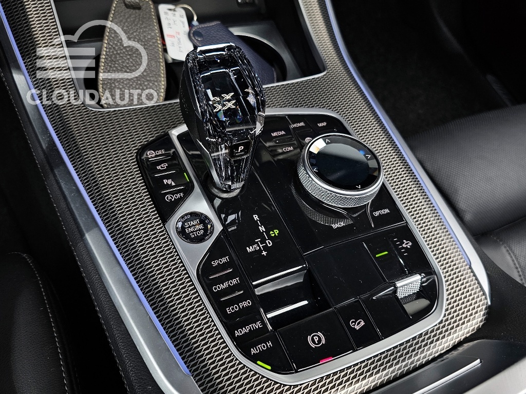 2021 BMW X5 xDrive 40i M Sports - Image 9