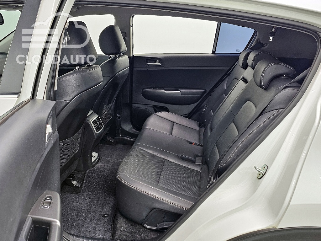 2020 Kia Sportage Diesel 2.0 4WD - Image 11