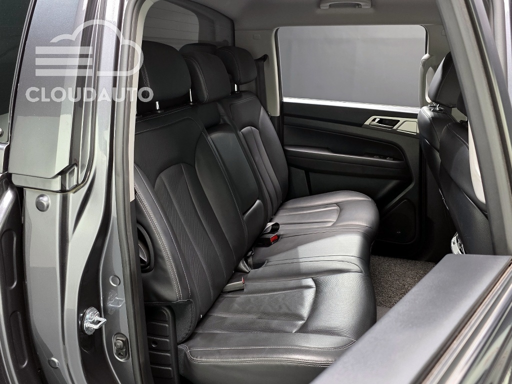 2019 SsangYong Rexton Sports Diesel 2.2 4WD - Image 11