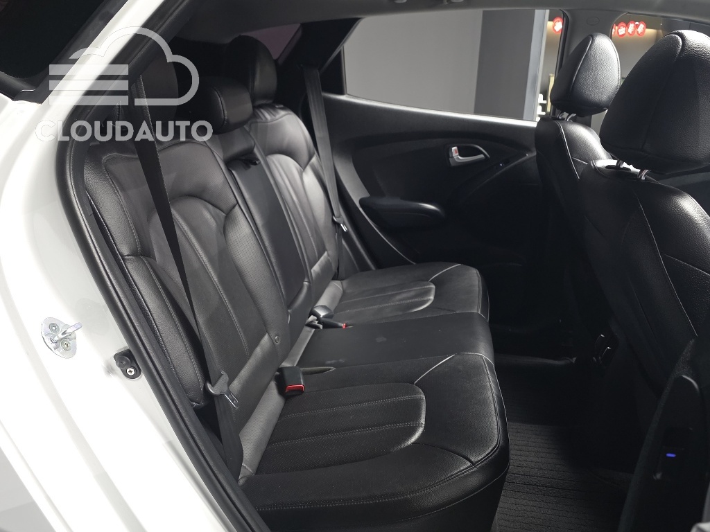 2014 Hyundai Tucson Diesel 2WD - Image 12