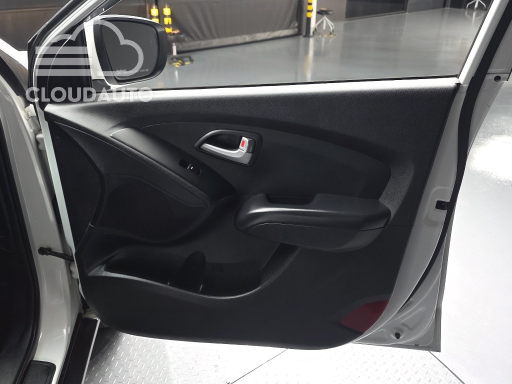 2014 Hyundai Tucson Diesel 2WD - Image 24