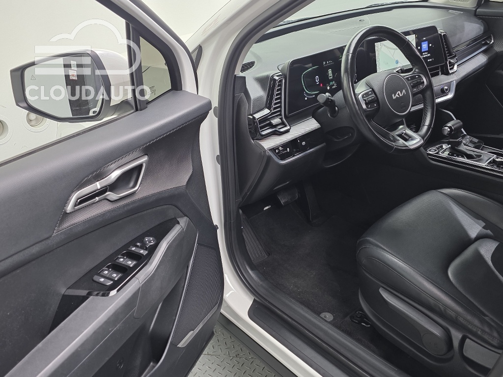 2022 Kia Sportage Gasoline 1.6 Turbo 2WD - Image 11