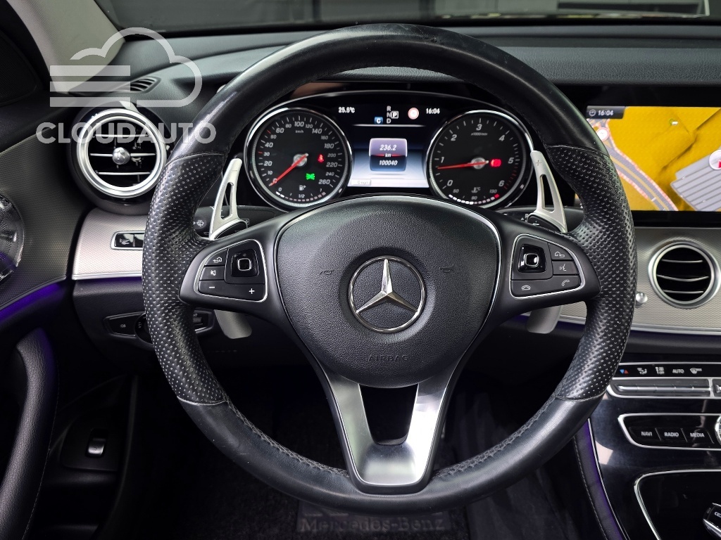 2017 Mercedes-Benz E-Class E220d - Image 14