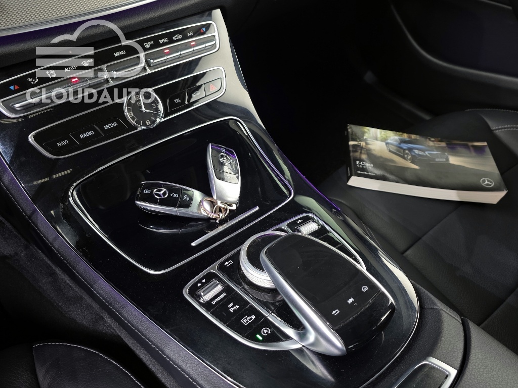 2017 Mercedes-Benz E-Class E220d - Image 18