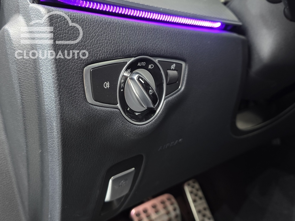 2017 Mercedes-Benz E-Class E220d - Image 19