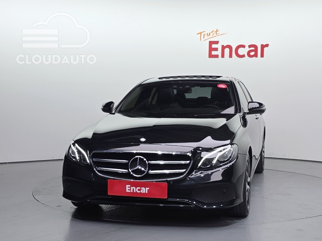 2017 Mercedes-Benz E-Class E220d - Image 3