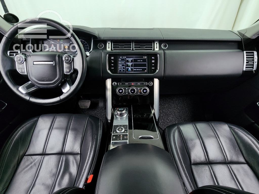 2014 Land Rover Range Rover 4.4 SDV8 Vogue SE Diesel - Image 7
