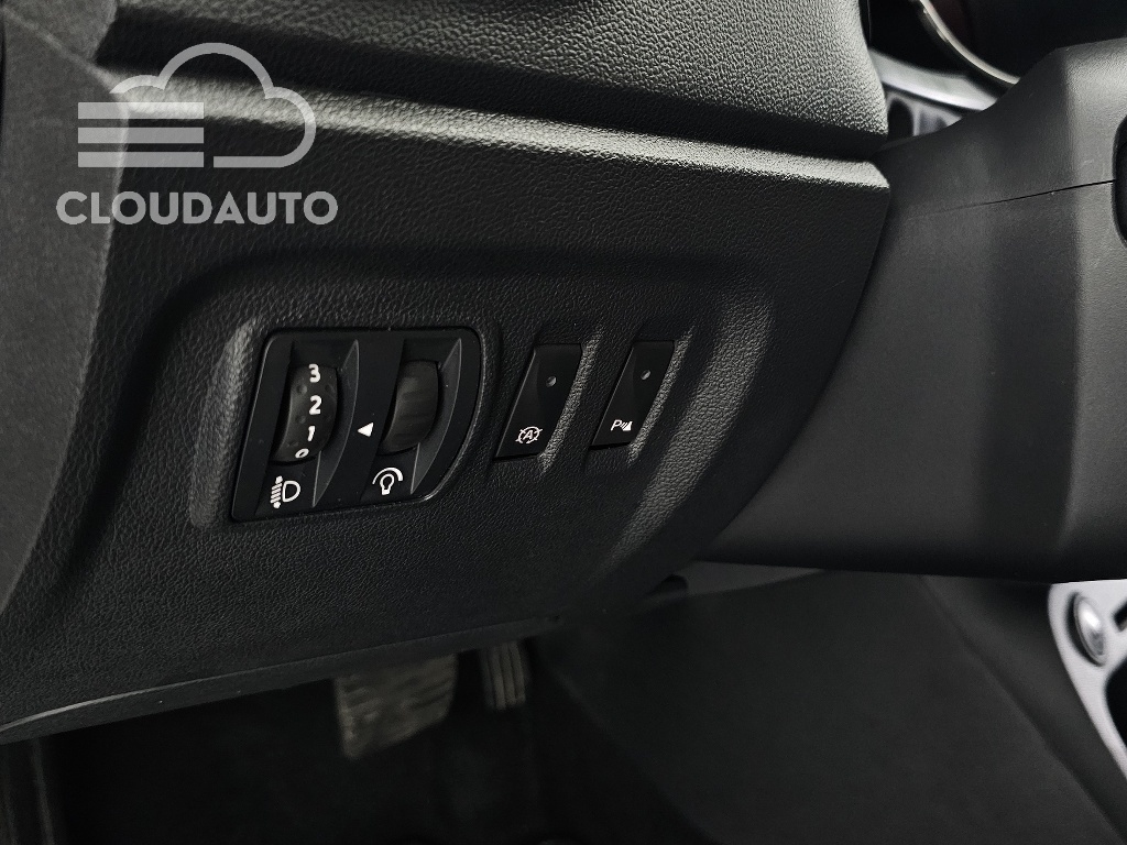 2017 Renault Captur RE - Image 17