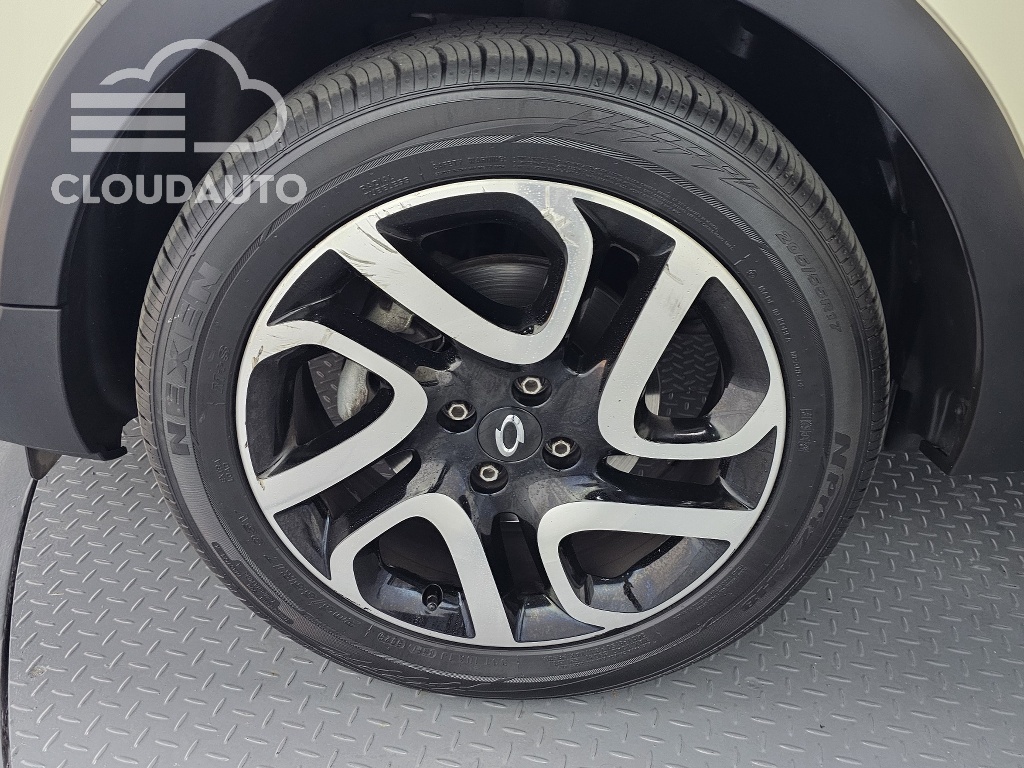 2017 Renault Captur RE - Image 5