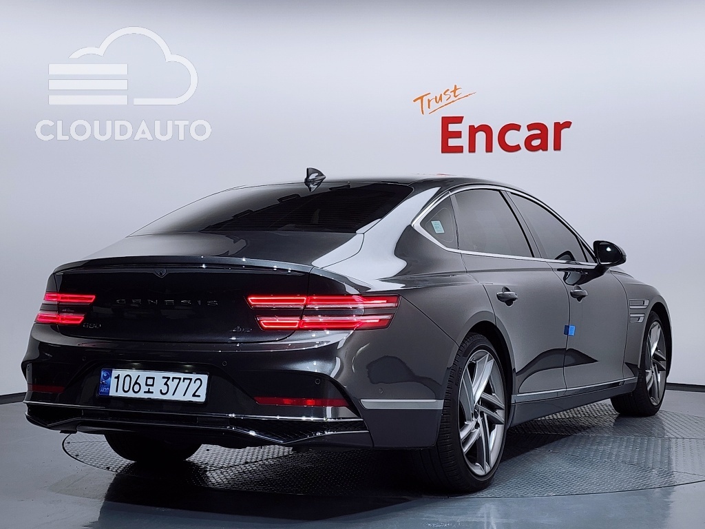 2025 Genesis G80 Gasoline 3.5 Turbo AWD - Image 2