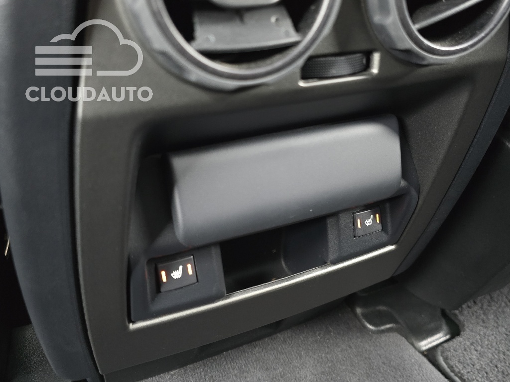2016 Land Rover Discovery 3.0 SDV6 SE - Image 18
