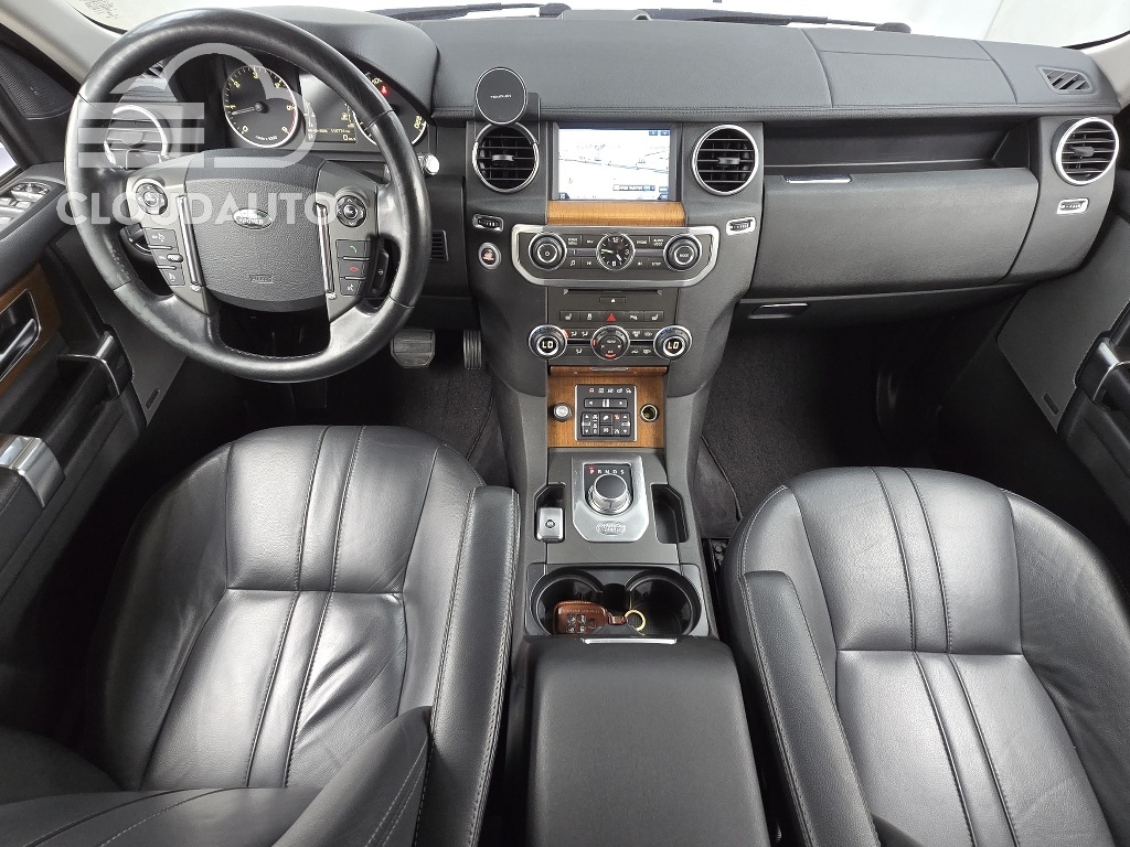 2016 Land Rover Discovery 3.0 SDV6 SE - Image 7