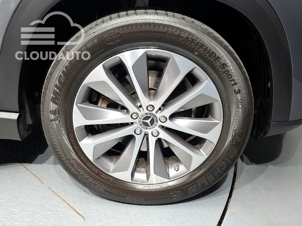 2022 Mercedes-Benz GLE GLE300d 4MATIC - Image 21