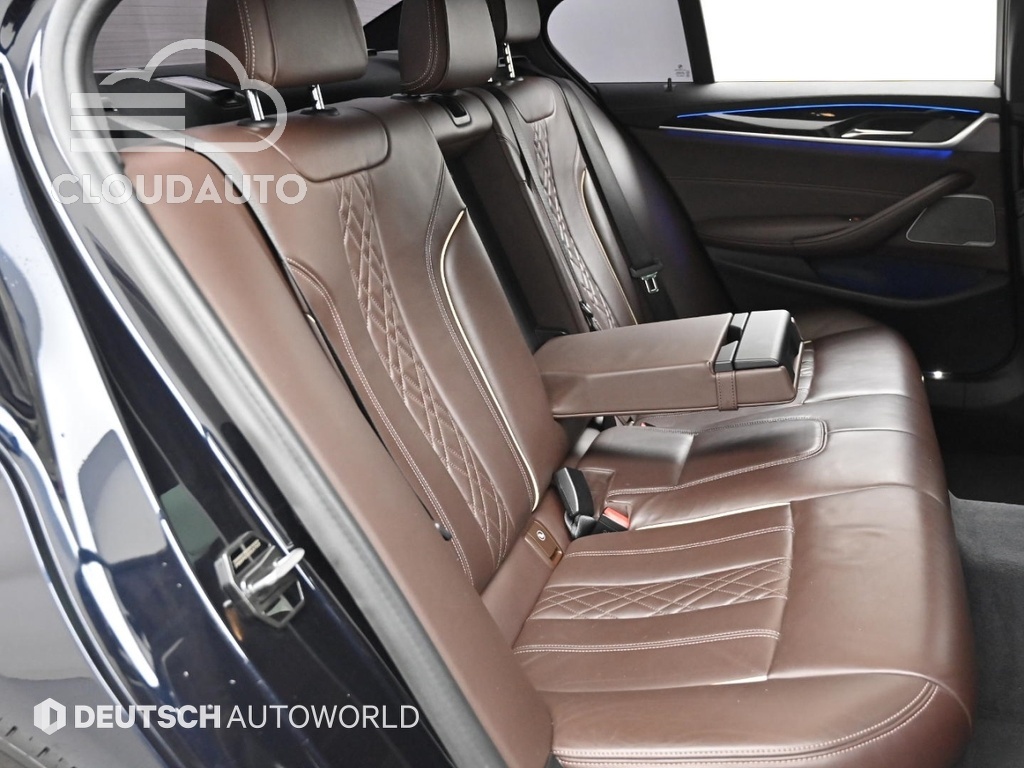 2021 BMW 5 Series 530i M Sports - Image 12