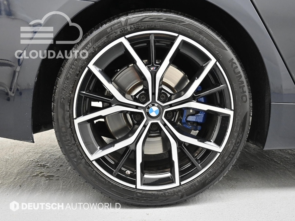 2021 BMW 5 Series 530i M Sports - Image 5
