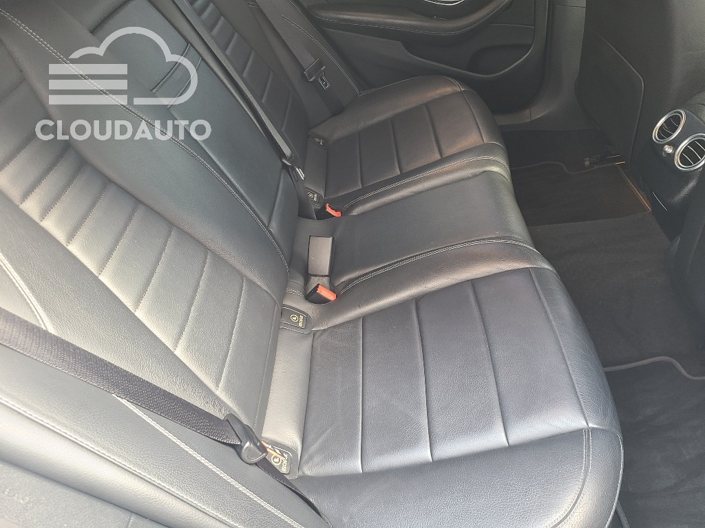 2019 Mercedes-Benz E-Class E220d - Image 12