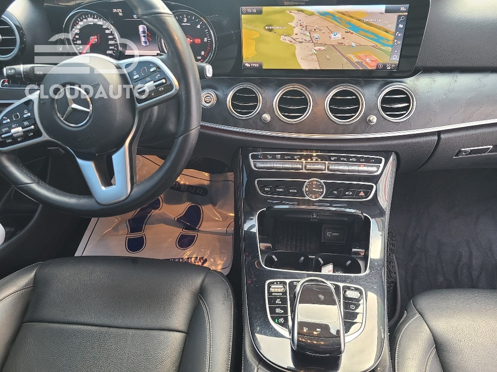 2019 Mercedes-Benz E-Class E220d - Image 16