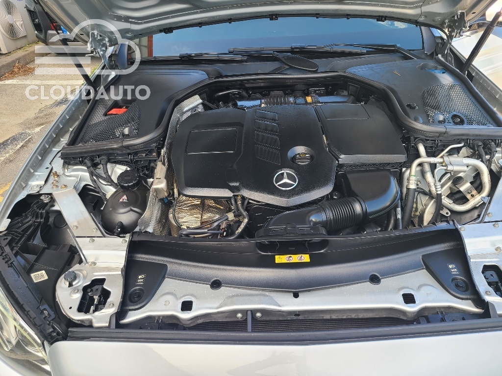 2019 Mercedes-Benz E-Class E220d - Image 20