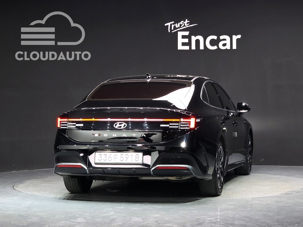 2024 Hyundai Sonata 2.0 - Image 4