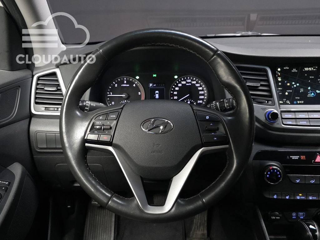 2018 Hyundai Tucson Diesel 2.0 2WD - Image 12