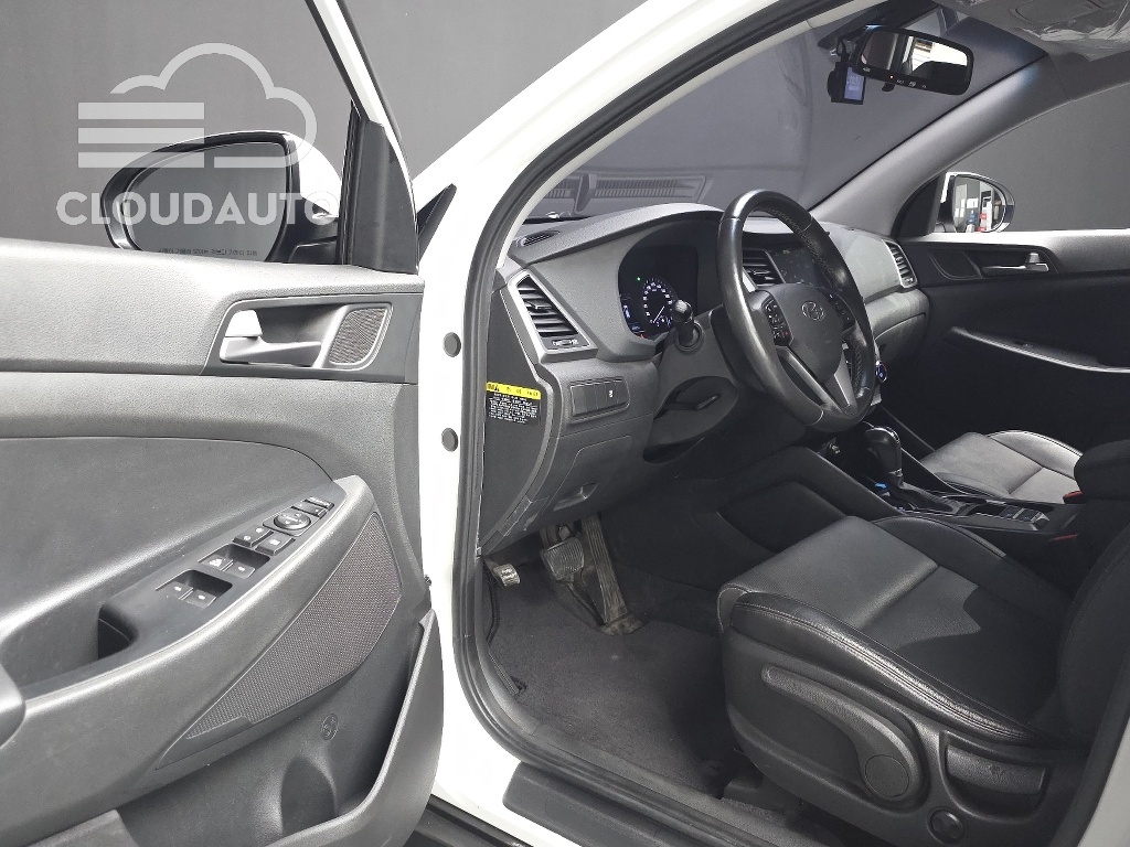 2018 Hyundai Tucson Diesel 2.0 2WD - Image 10