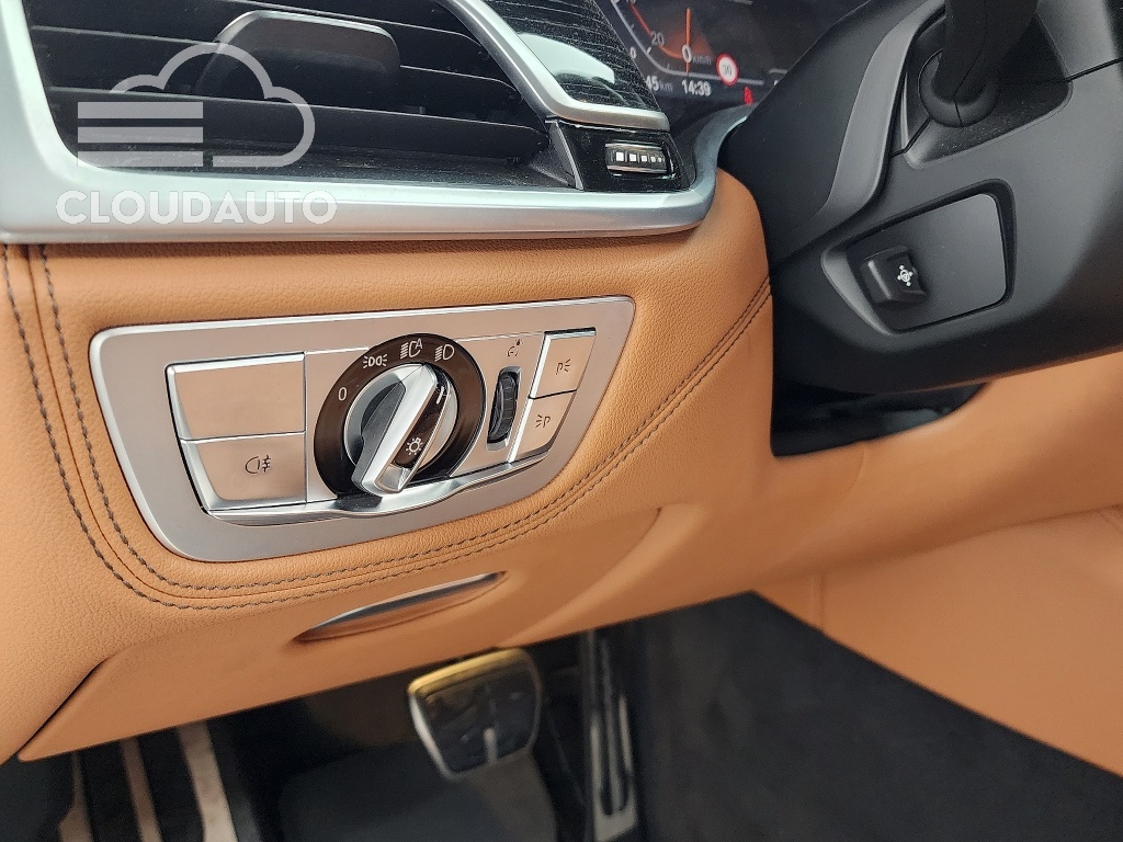 2022 BMW 7 Series 730d xDrive M Sport - Image 14