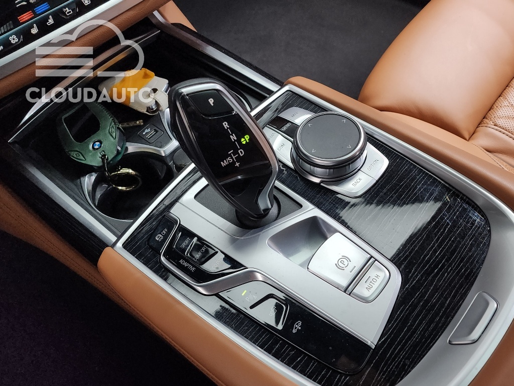 2022 BMW 7 Series 730d xDrive M Sport - Image 9