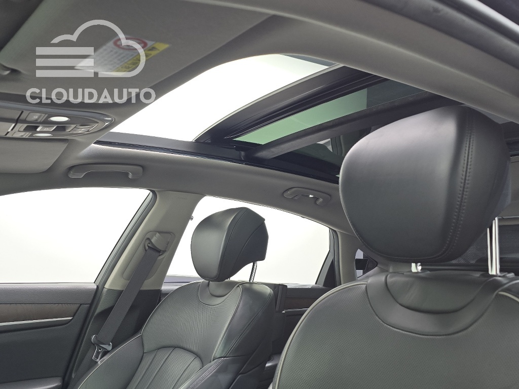 2018 Genesis G80 3.3 GDI AWD - Image 19