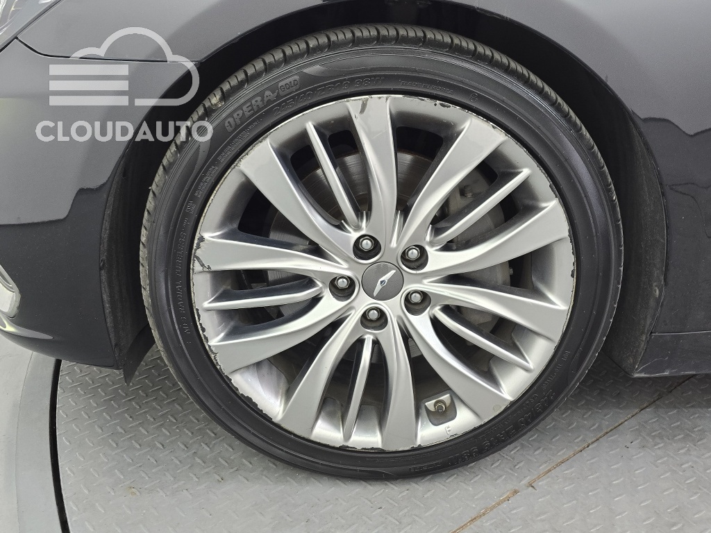 2018 Genesis G80 3.3 GDI AWD - Image 5