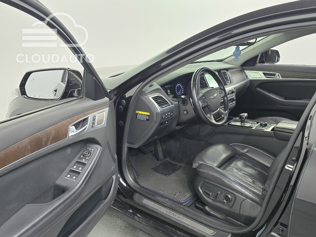 2018 Genesis G80 3.3 GDI AWD - Image 10
