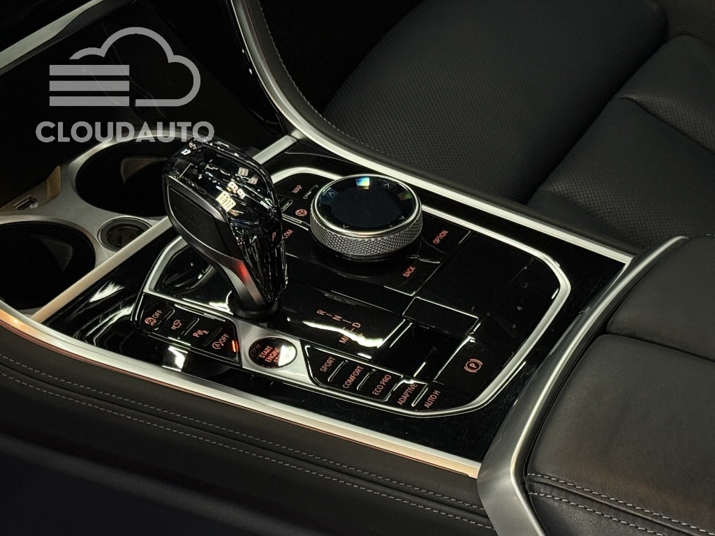 2024 BMW 8 Series M850i xDrive Coupe - Image 9